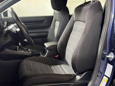 Used 2025 Honda CR-V Sport image 11