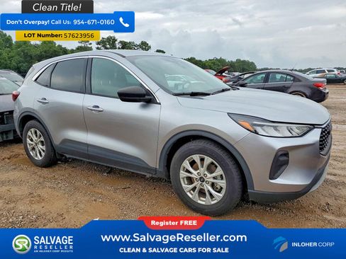 Used 2023 Ford Escape Active w/ Cold Weather Package FWD image 5