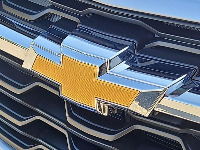 New 2026 Chevrolet Trax LS w/ LS Convenience Package FWD image 30