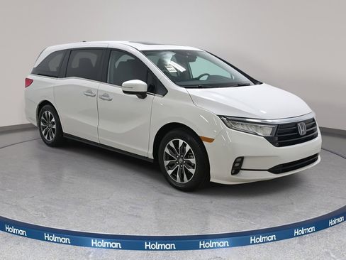 Used 2024 Honda Odyssey EX-L image 4