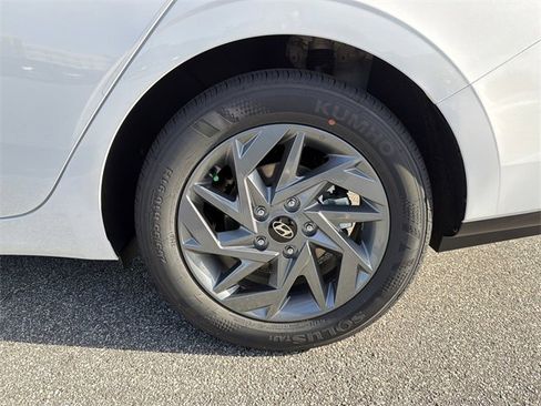 New 2026 Hyundai Elantra Blue image 19