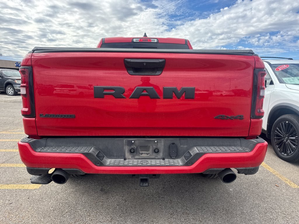 Used 2025 RAM 1500 Laramie w/ Night Edition AWD/4WD image 5