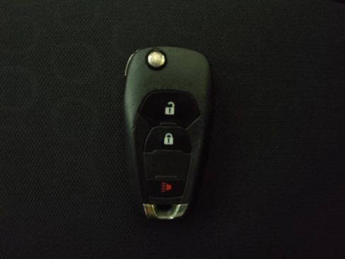 Used 2020 Chevrolet Trax LS w/ Tint and Cruise Package image 32