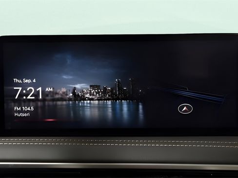 Used 2024 Genesis G70 2.5T w/ Sport Prestige Package image 21