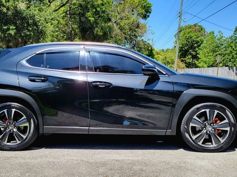 Used 2021 Lexus UX 200 w/ Accessory Package (Z2) FWD image 11