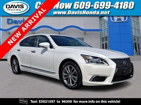 Used 2014 Lexus LS 460 AWD w/ Comfort Package image 1