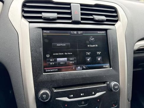 Used 2014 Ford Fusion SE w/ Equipment Group 202A image 13