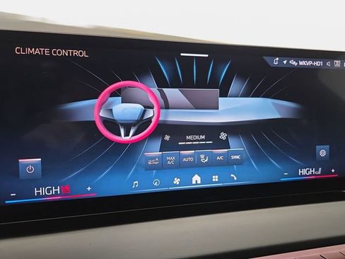 Certified 2025 BMW X3 xDrive30i w/ Convenience Package image 20