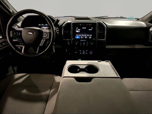 Used 2018 Ford F150 XLT w/ Equipment Group 302A Luxury AWD/4WD image 8