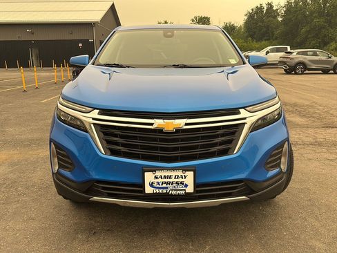Used 2024 Chevrolet Equinox LT AWD/4WD image 2