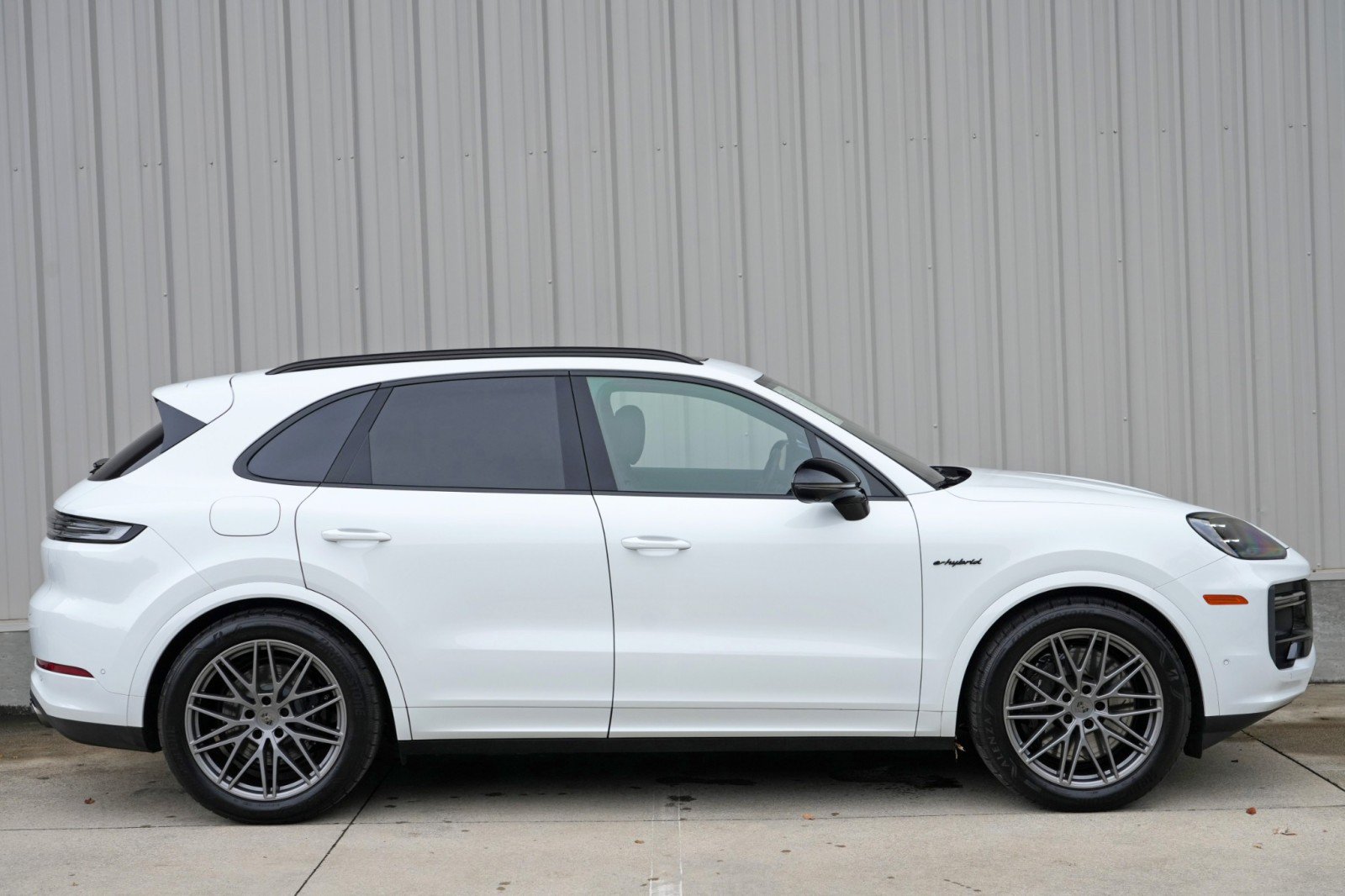 Used 2026 Porsche Cayenne Turbo AWD/4WD image 58