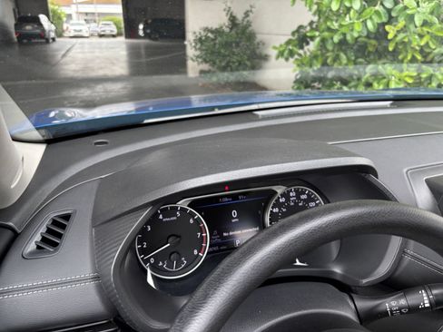Used 2025 Nissan Sentra SV FWD image 28