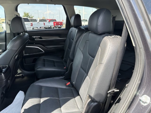 Used 2022 Kia Telluride EX w/ EX Premium Package AWD/4WD image 21