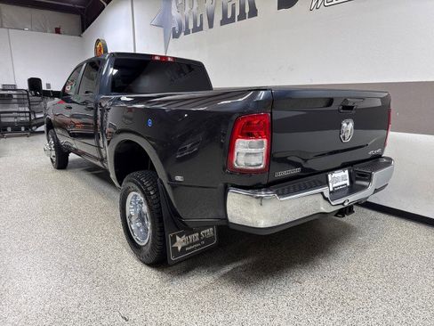 Used 2021 RAM 3500 Big Horn image 7