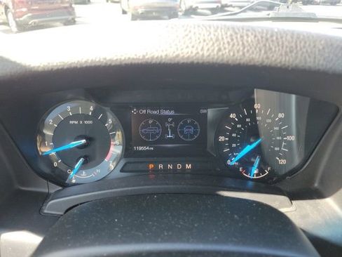 Used 2017 Ford Expedition XLT AWD/4WD image 29