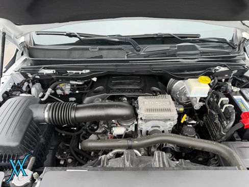 Used 2024 RAM 1500 Laramie AWD/4WD image 39