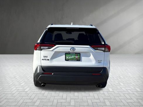 Used 2025 Toyota RAV4 XLE image 4