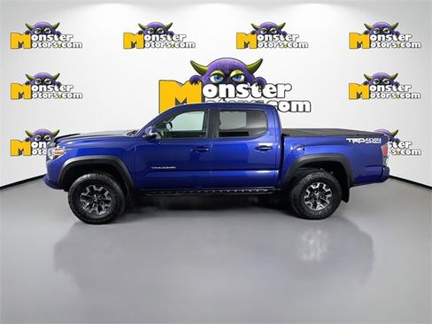 Used 2022 Toyota Tacoma TRD Off-Road image 8