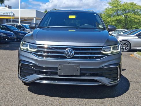 Certified 2024 Volkswagen Tiguan SEL R-Line AWD/4WD image 2