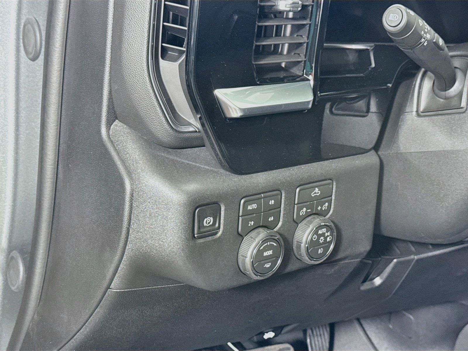 New 2026 Chevrolet Silverado 1500 RST AWD/4WD image 4