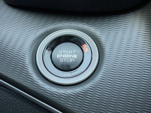 New 2025 Jeep Grand Cherokee L Altitude AWD/4WD image 31
