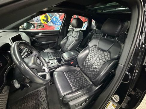 Used 2018 Audi SQ5 Premium Plus w/ Navigation Package AWD/4WD image 11