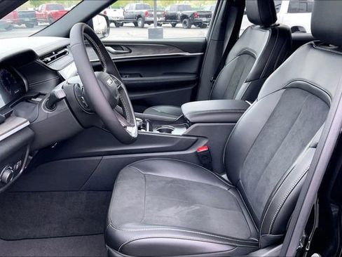New 2026 Jeep Grand Cherokee L 4WD image 9