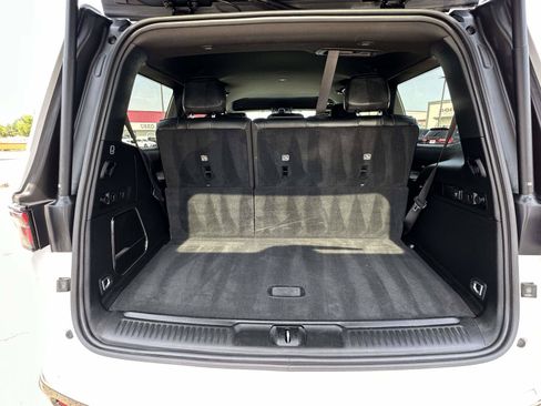 Used 2024 Jeep Wagoneer Series II AWD/4WD image 35