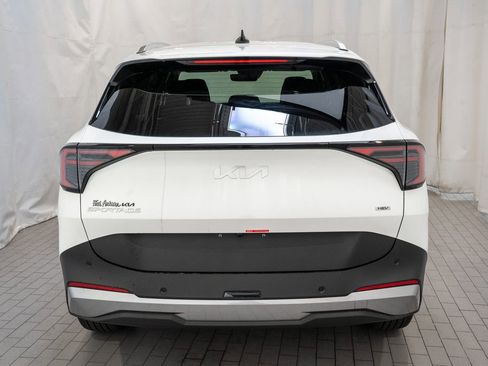 New 2026 Kia Sportage EX image 5