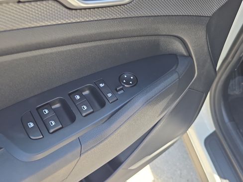 Certified 2024 Kia Sportage LX FWD image 19
