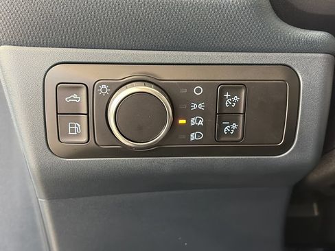 Used 2025 Ford Maverick XL FWD image 23