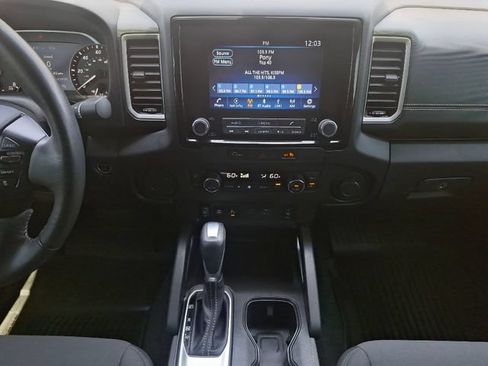 Certified 2024 Nissan Frontier SV w/ SV Convenience Package RWD image 18