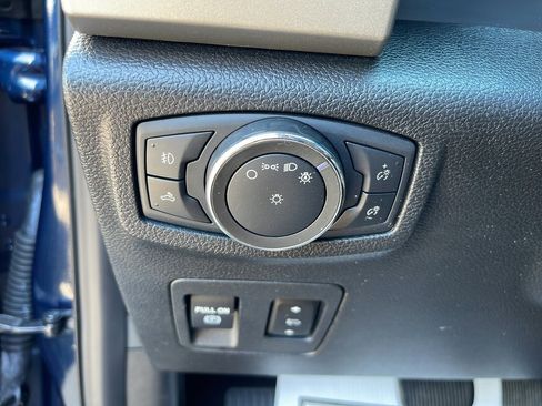 Certified 2020 Ford F150 Lariat image 26