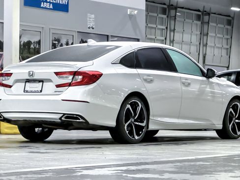Used 2019 Honda Accord Sport image 8