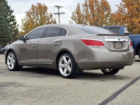 Used 2011 Buick LaCrosse CXL image 3