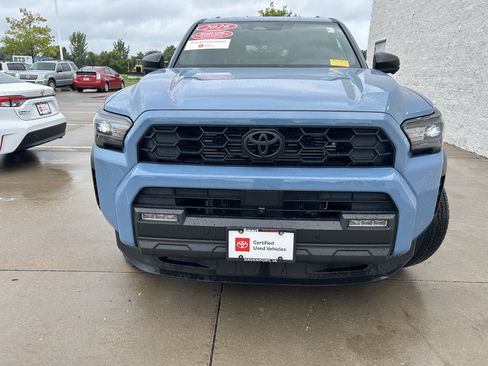 Used 2026 Toyota 4Runner TRD Off-Road Premium AWD/4WD image 2