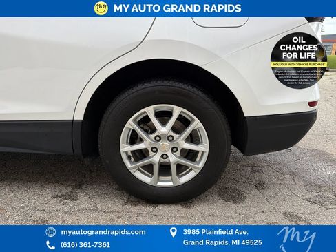 Used 2024 Chevrolet Equinox LT AWD/4WD image 30