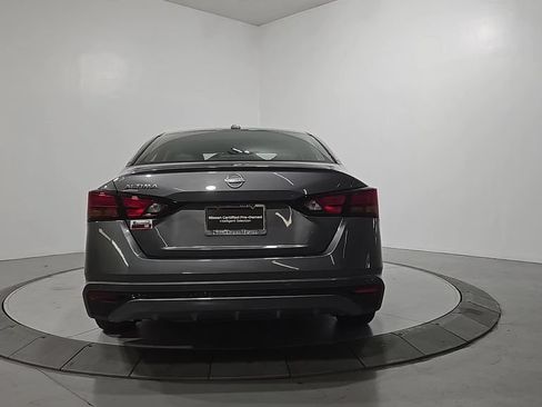 Certified 2025 Nissan Altima 2.5 S FWD image 4