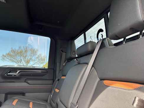 Used 2024 GMC Sierra 3500 AT4 w/ AT4 Premium Plus Package image 33