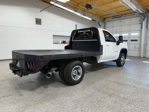 Used 2022 Chevrolet Silverado 3500 LT w/ Convenience Package AWD/4WD image 4