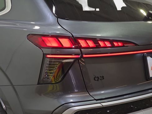 New 2026 Audi Q3 quattro 2.0T image 35
