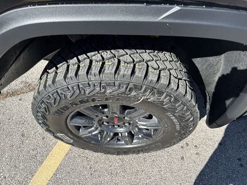 New 2026 GMC Sierra 1500 AT4X image 10