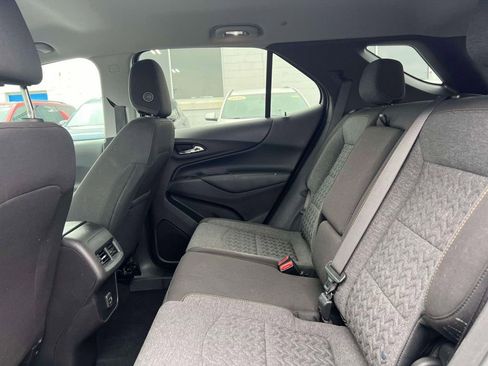 Used 2022 Chevrolet Equinox LT AWD/4WD image 12