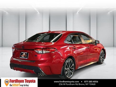 Used 2021 Toyota Corolla SE image 4