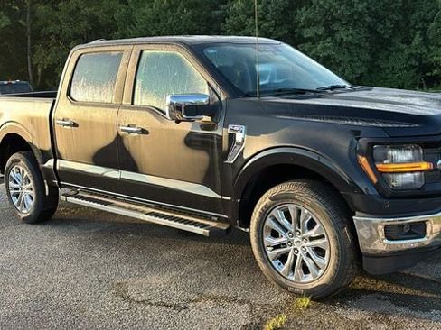 New 2026 Ford F150 XLT w/ Equipment Group 302A MID AWD/4WD image 24