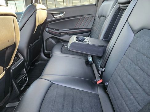 Used 2023 Ford Edge ST-Line w/ Class II Trailer Tow Package image 21