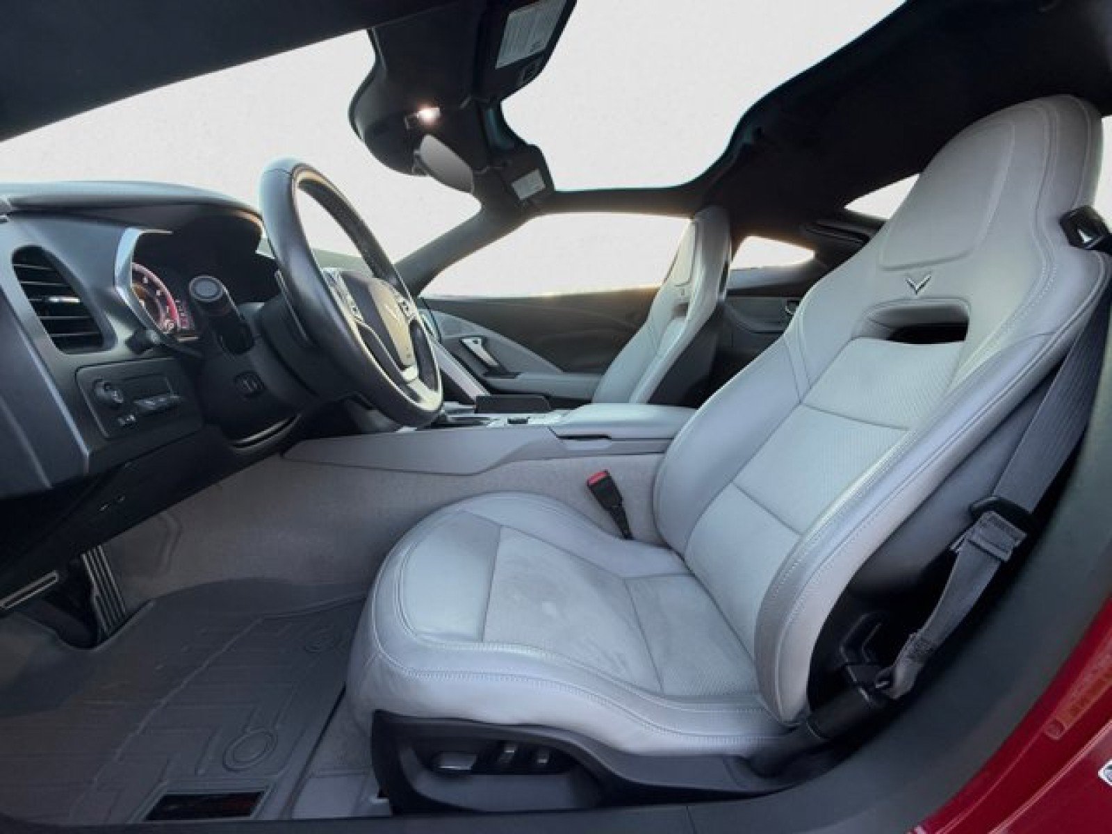 Used 2015 Chevrolet Corvette Stingray Coupe w/ 3LT Preferred Equipment Group RWD image 11