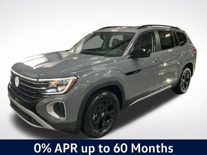 New 2026 Volkswagen Atlas Peak Edition