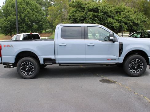 New 2026 Ford F250 Platinum AWD/4WD image 15