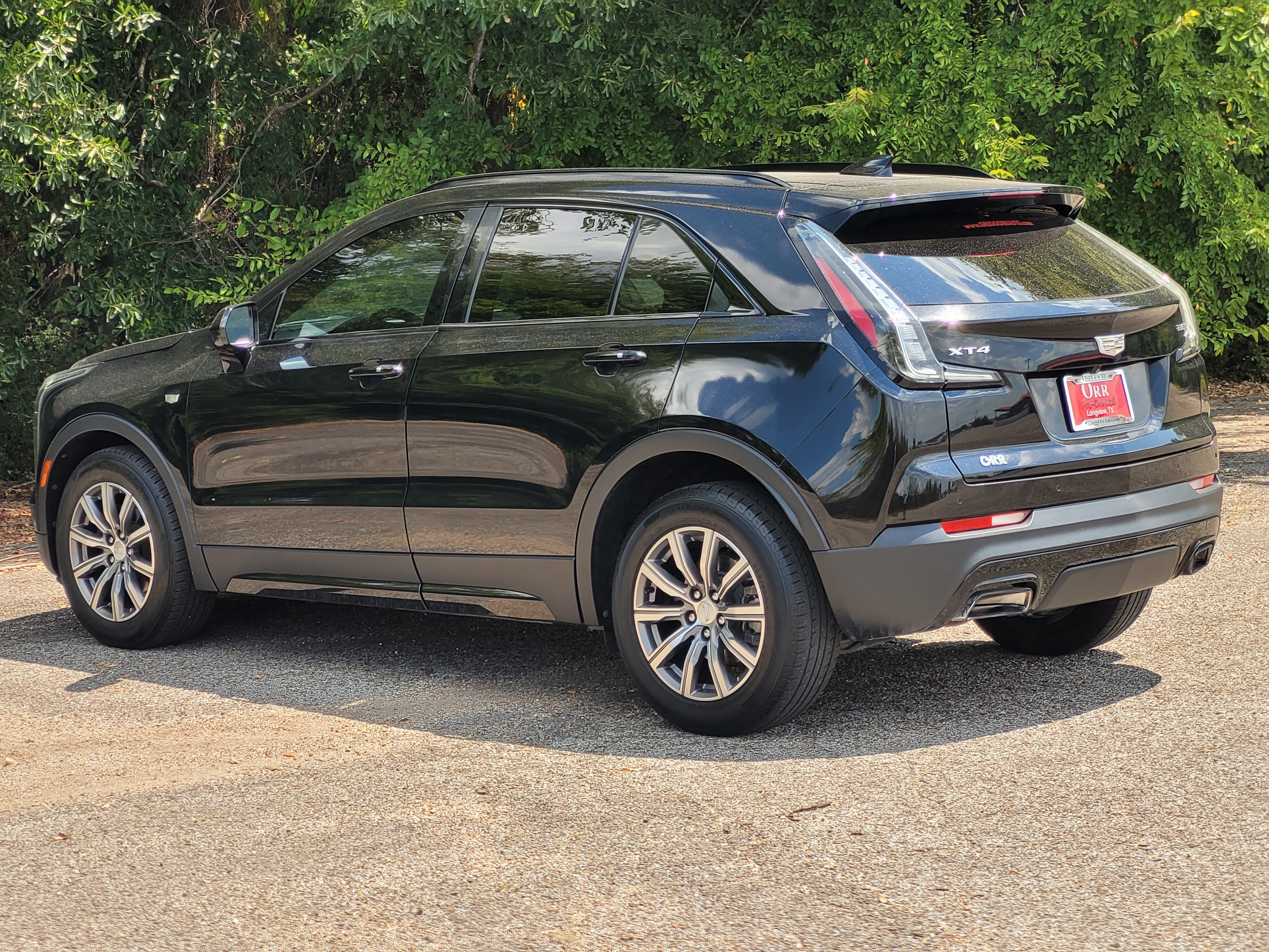 Used 2019 Cadillac XT4 Sport w/ Driver Awareness Package FWD image 6